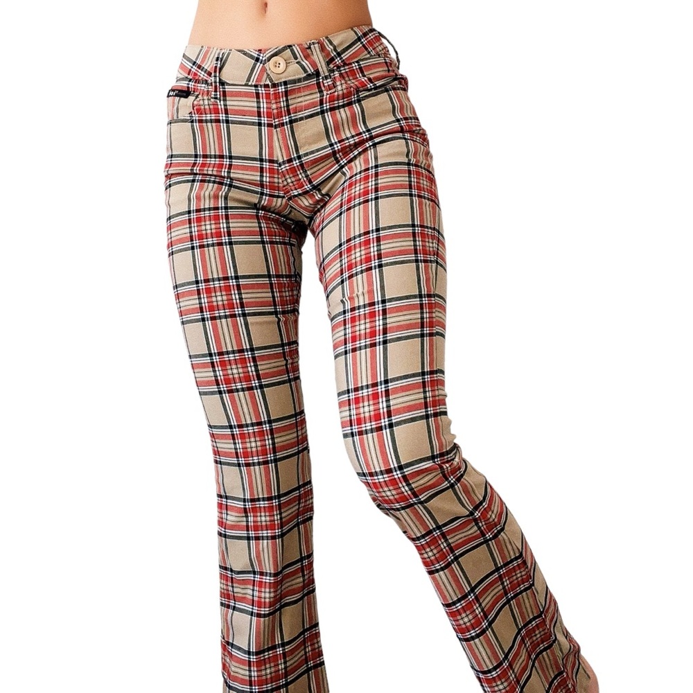 l.e.i. Red and Tan Plaid Pants